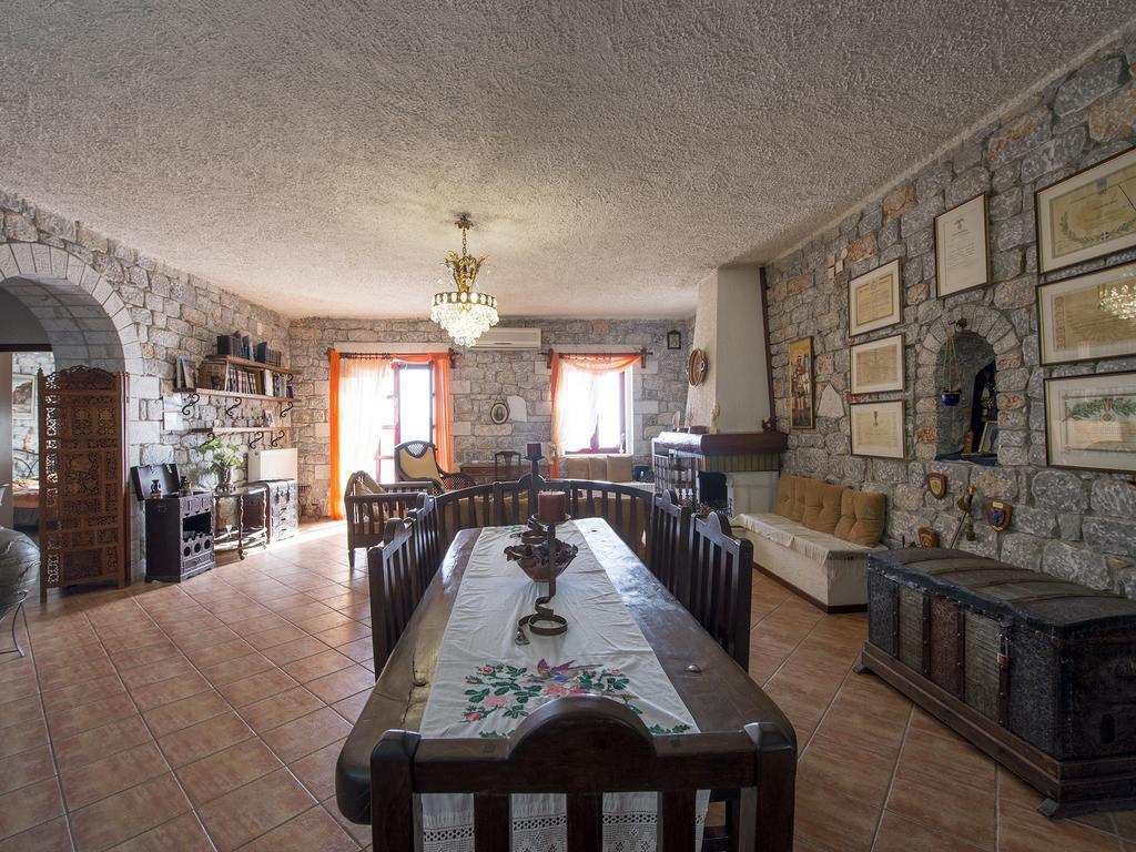 Sophia Mina Green Villa Room photo